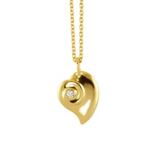 Simple heart pendant in gold with a small diamond