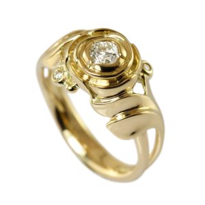 Peony diamond ring.