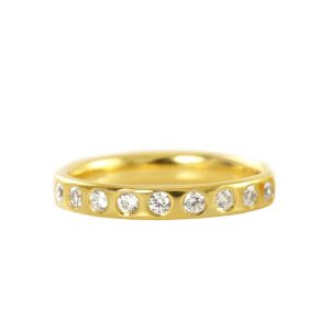 Modern alliance ring