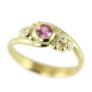 Pink Pleasure romantic gold ring.