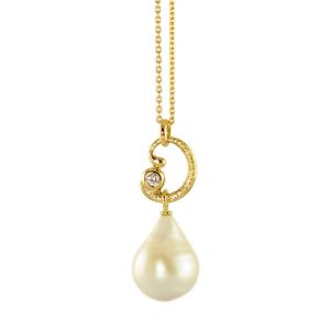 Rocaille pendant with baroque pearl